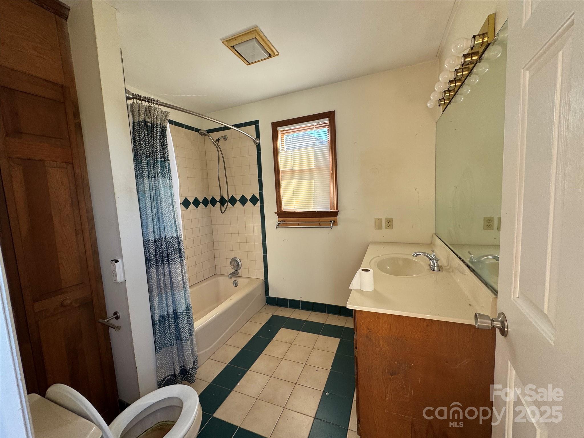 7201 Gilead Road Huntersville, NC 28078 - Photo 6 of 19 Gallery Image 6