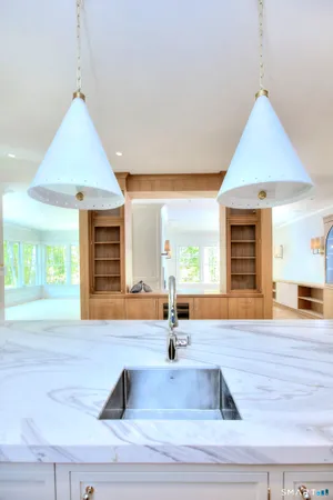 $5,990,000 | 10 Mary Jane Lane, Westport, CT 06880