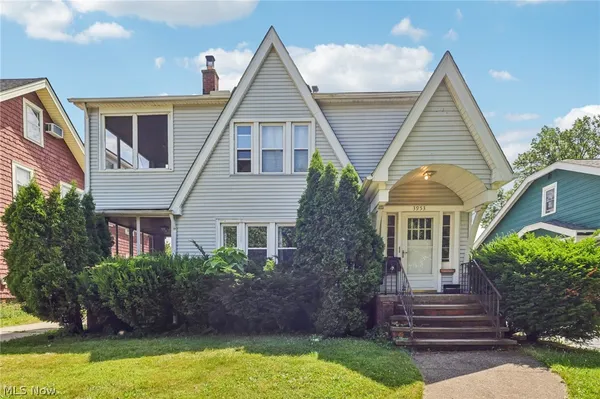 $350,000 | 3953 West 160th Street, Cleveland, OH 44111