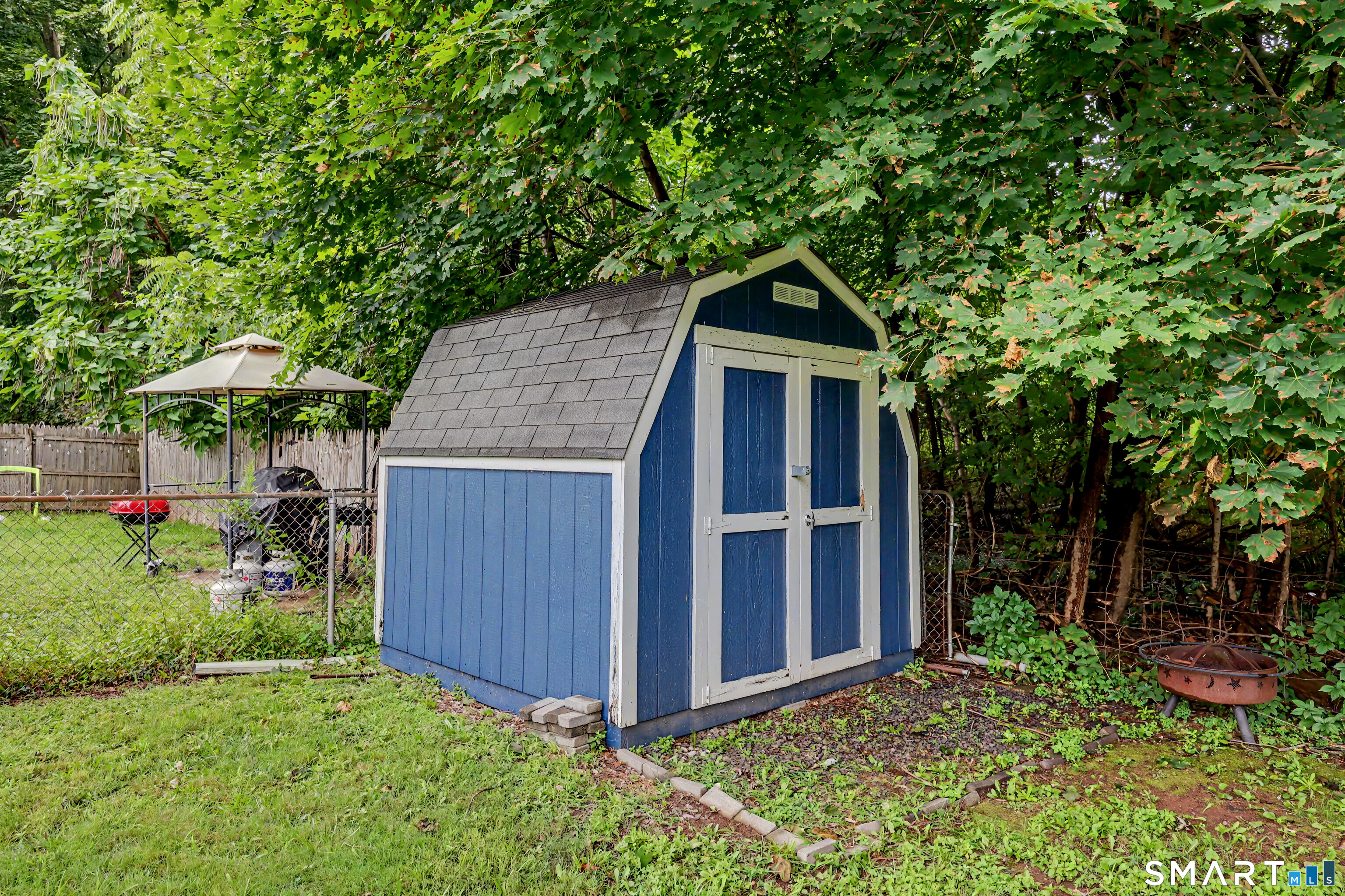 55 Valley Road Hamden, CT 06514 - Photo 32 of 37 Shed for storage