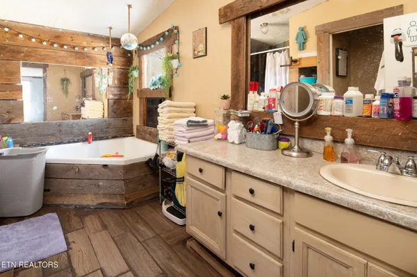 $274,000 | 1340 Dry Fork Valley Road, Ten Mile, TN 37880