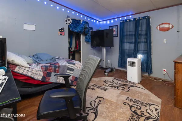 $274,000 | 1340 Dry Fork Valley Road, Ten Mile, TN 37880