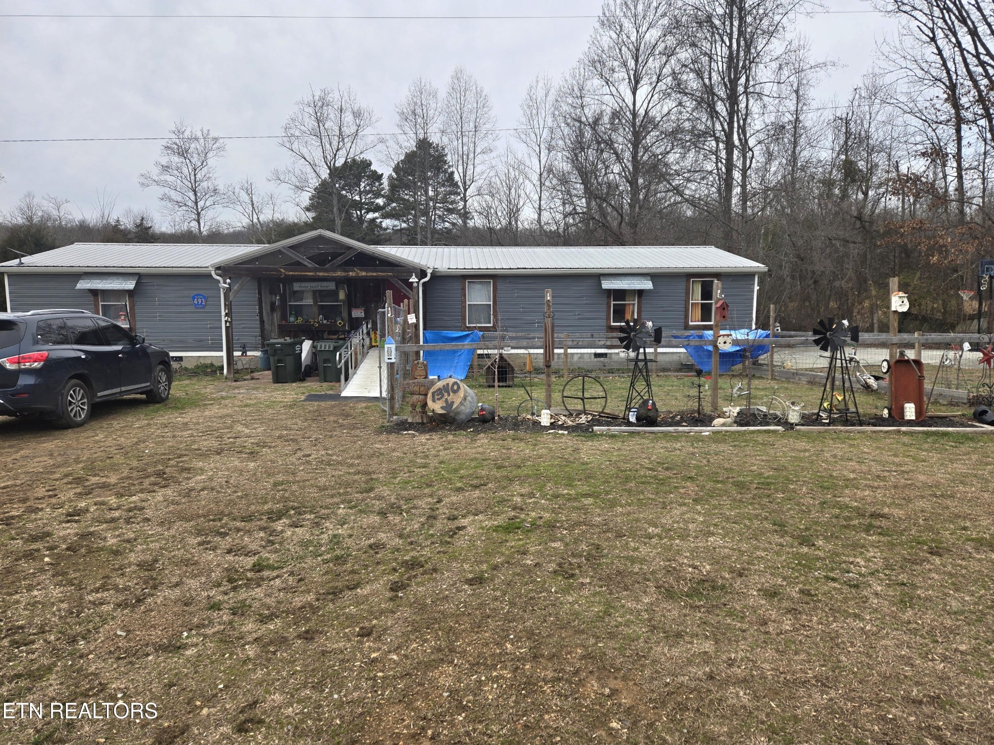 1340 Dry Fork Valley Road Ten Mile, TN 37880 - Photo 3 of 25