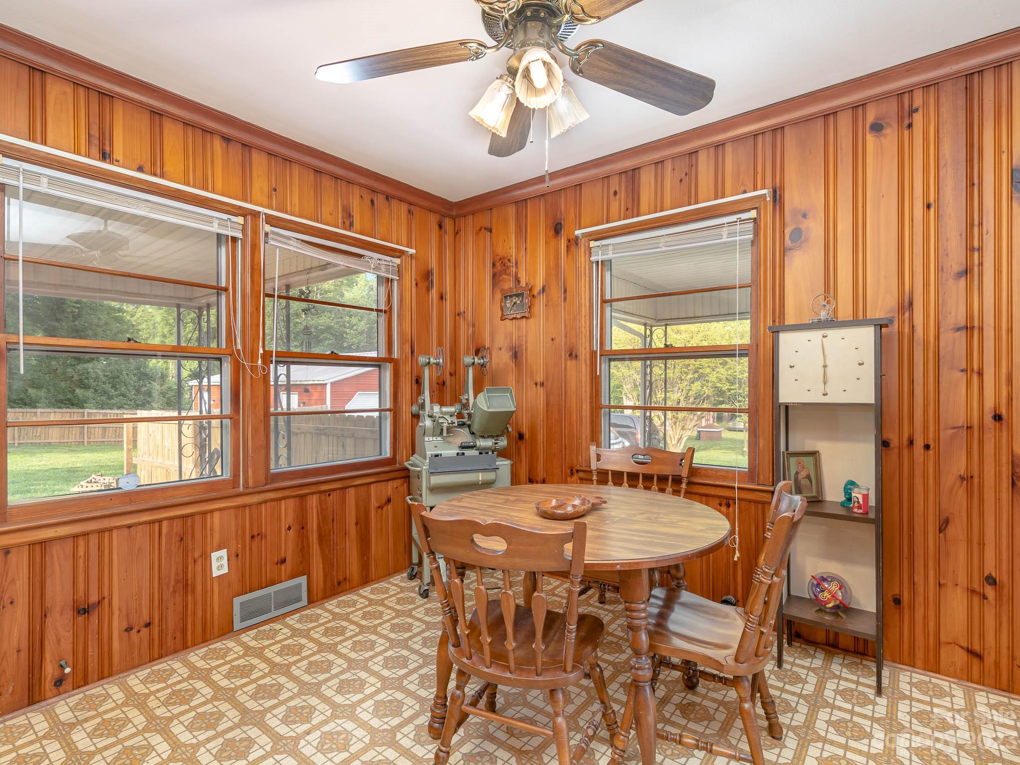 6335 Lakefill Road Charlotte, NC 28212 - Photo 27 of 32 Gallery Image 27