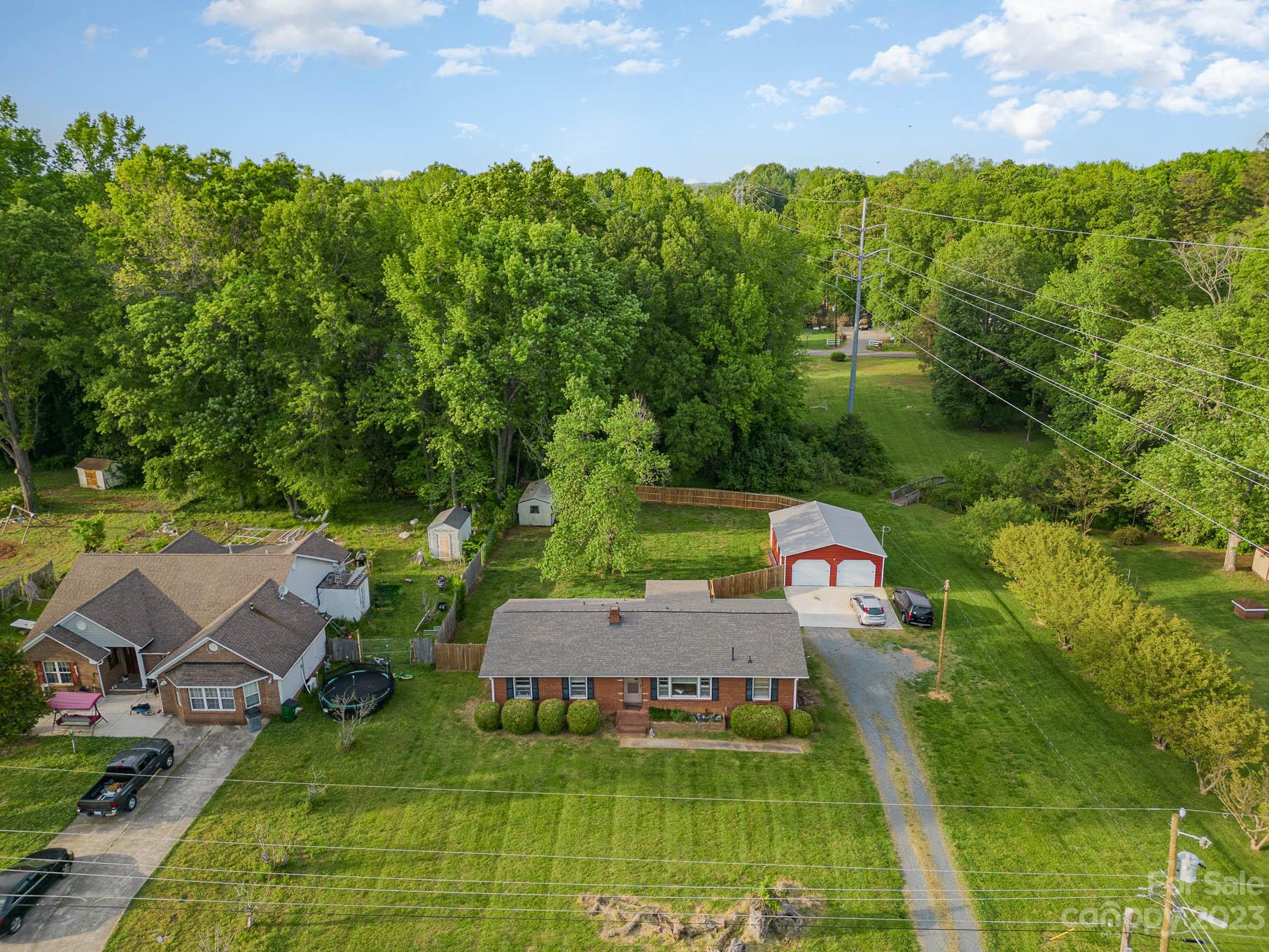 6335 Lakefill Road Charlotte, NC 28212 - Photo 3 of 32 Gallery Image 3