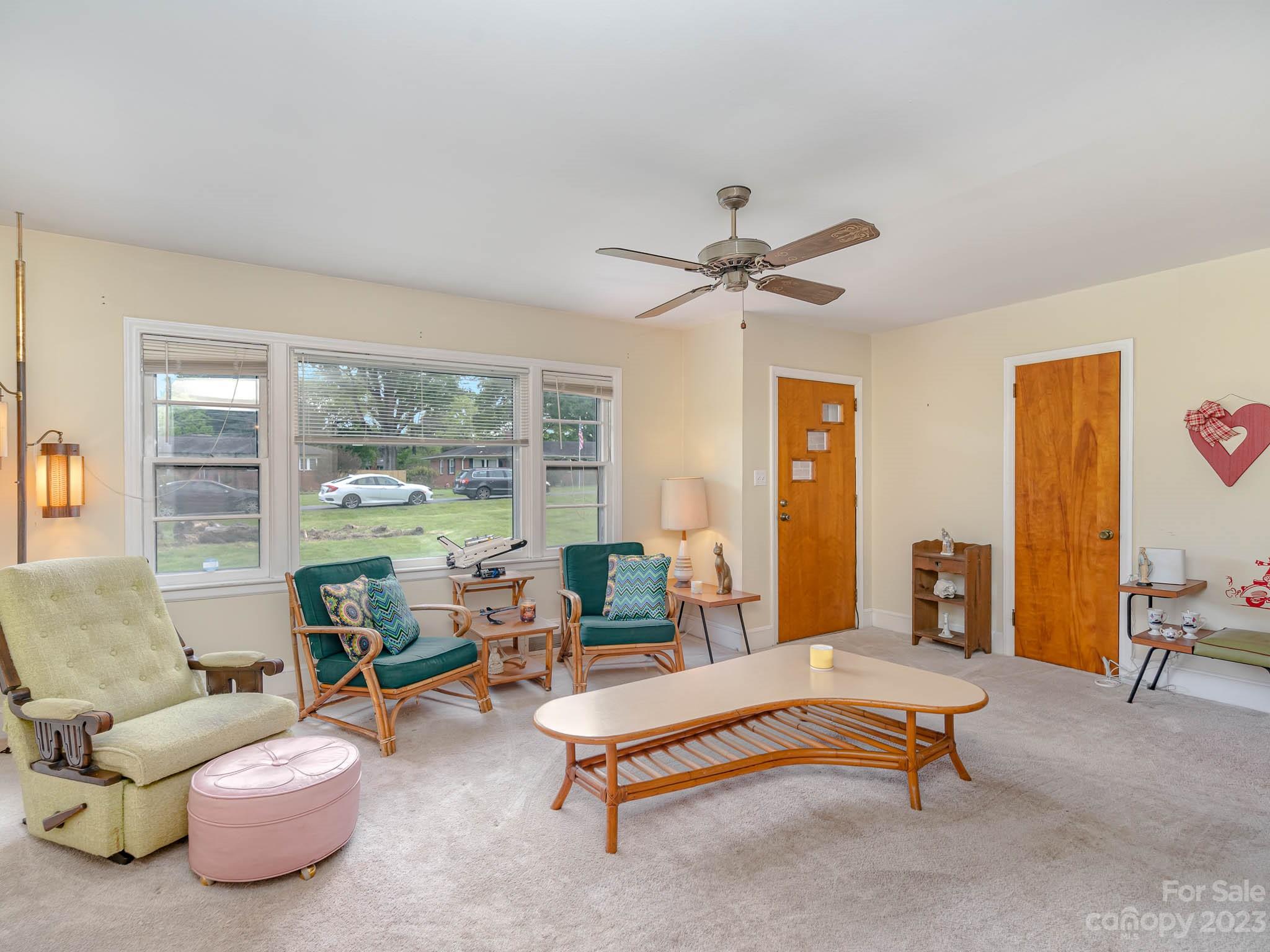 6335 Lakefill Road Charlotte, NC 28212 - Photo 10 of 32 Gallery Image 10