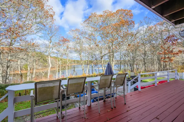 $999,000 | 11 Elizabeth Lane, West Yarmouth, MA 02673