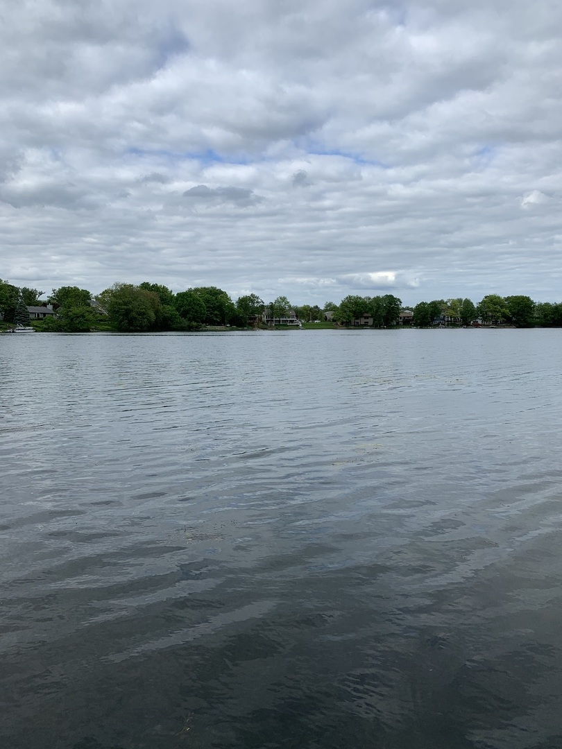 2312 High Point Drive Lindenhurst, IL 60046 - Photo 31 of 35