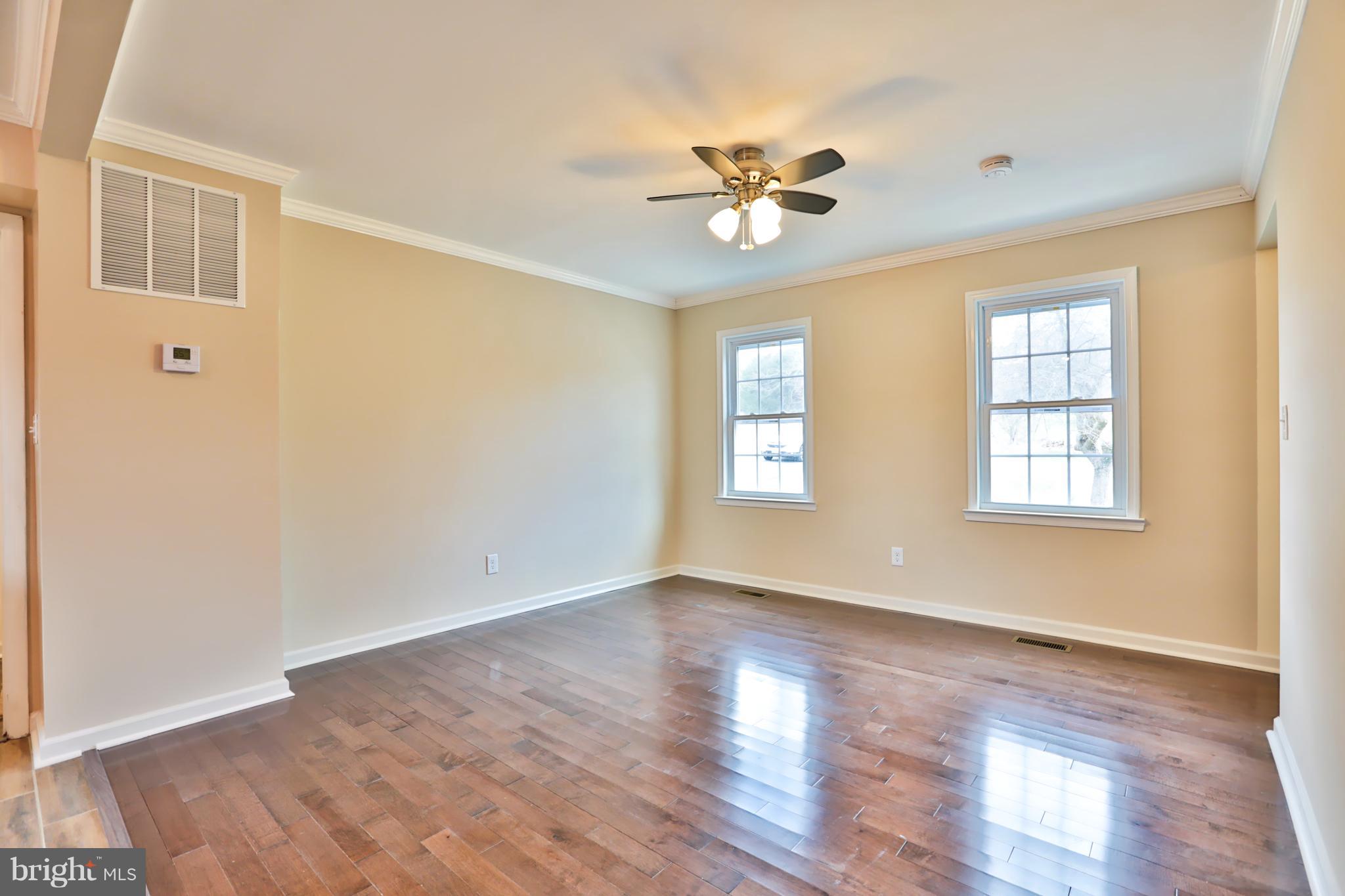 5017 Durham Road West Columbia, MD 21044 - Photo 8 of 26 Host your next dinner party here
