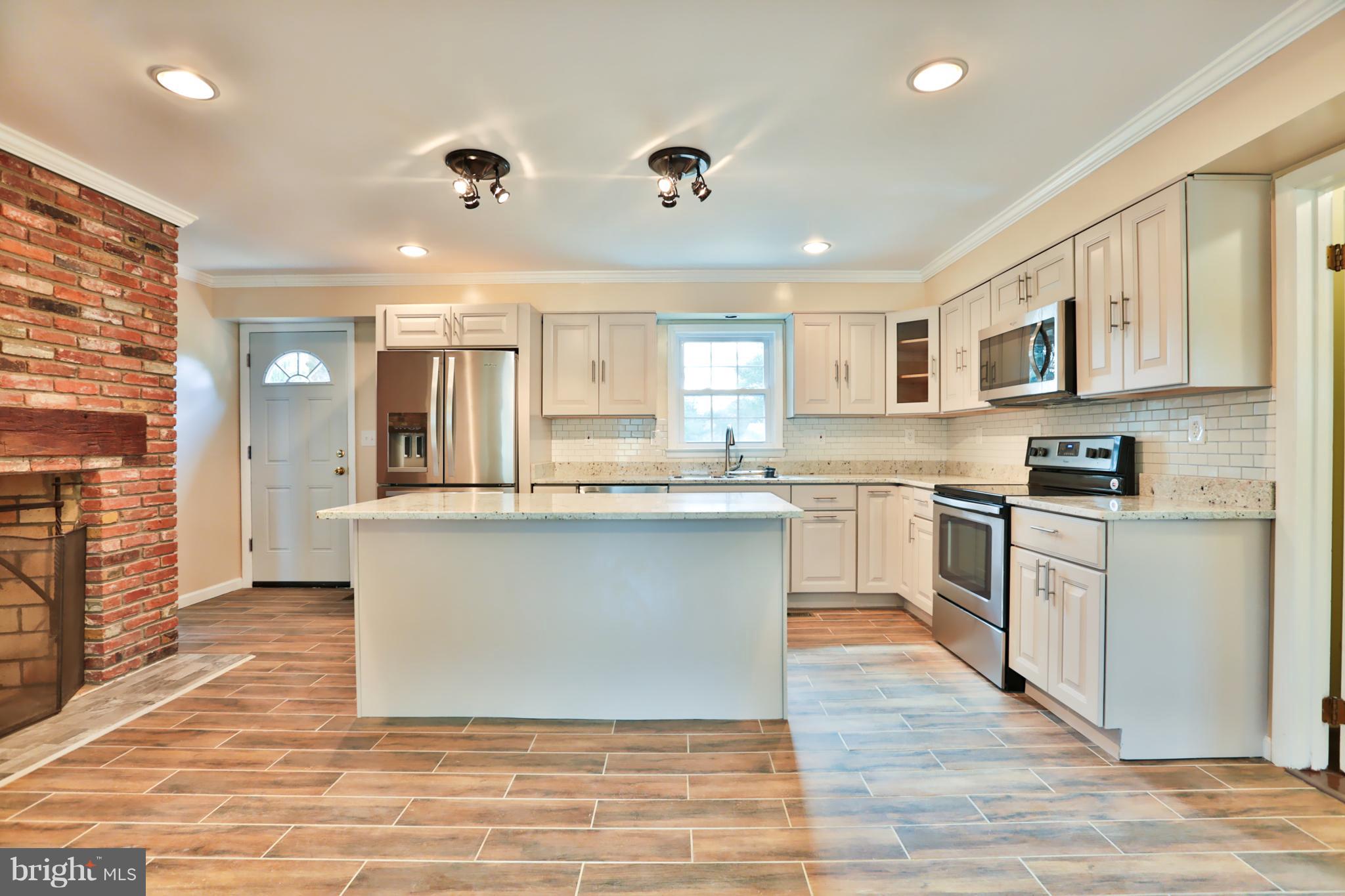 5017 Durham Road West Columbia, MD 21044 - Photo 9 of 26 A cooks dream