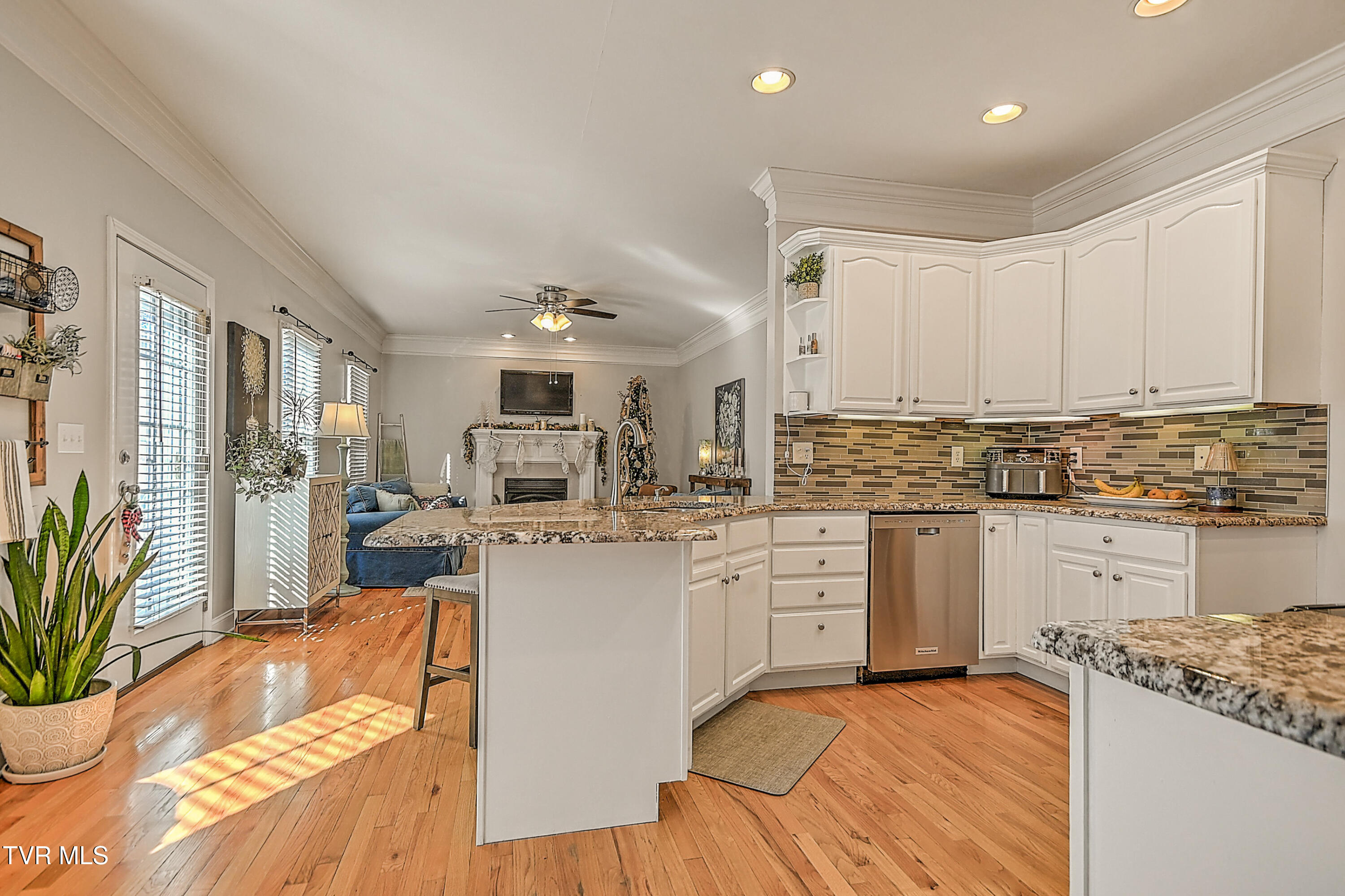616 Kings Ridge Drive Blountville, TN 37617 - Photo 20 of 92 616 Kings Ridge DP-15