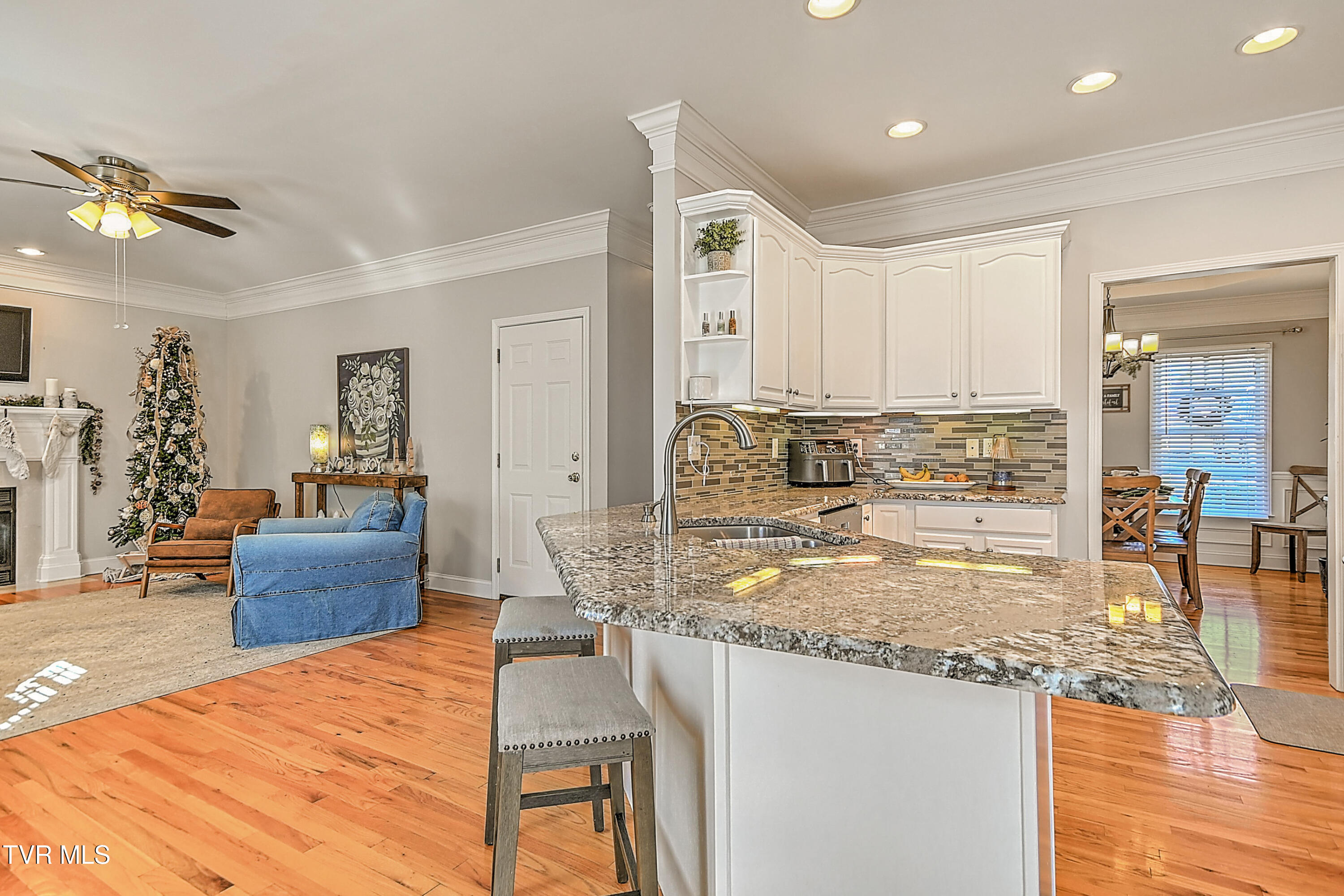 616 Kings Ridge Drive Blountville, TN 37617 - Photo 23 of 92 616 Kings Ridge DP-18