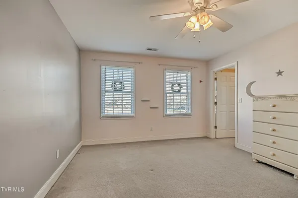 $609,000 | 616 Kings Ridge Drive, Blountville, TN 37617