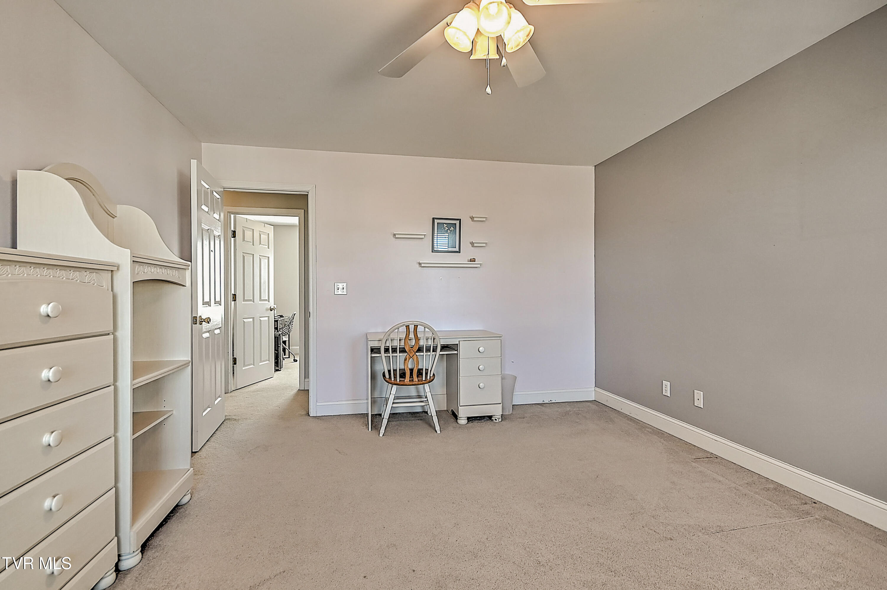 616 Kings Ridge Drive Blountville, TN 37617 - Photo 36 of 92 616 Kings Ridge DP-29