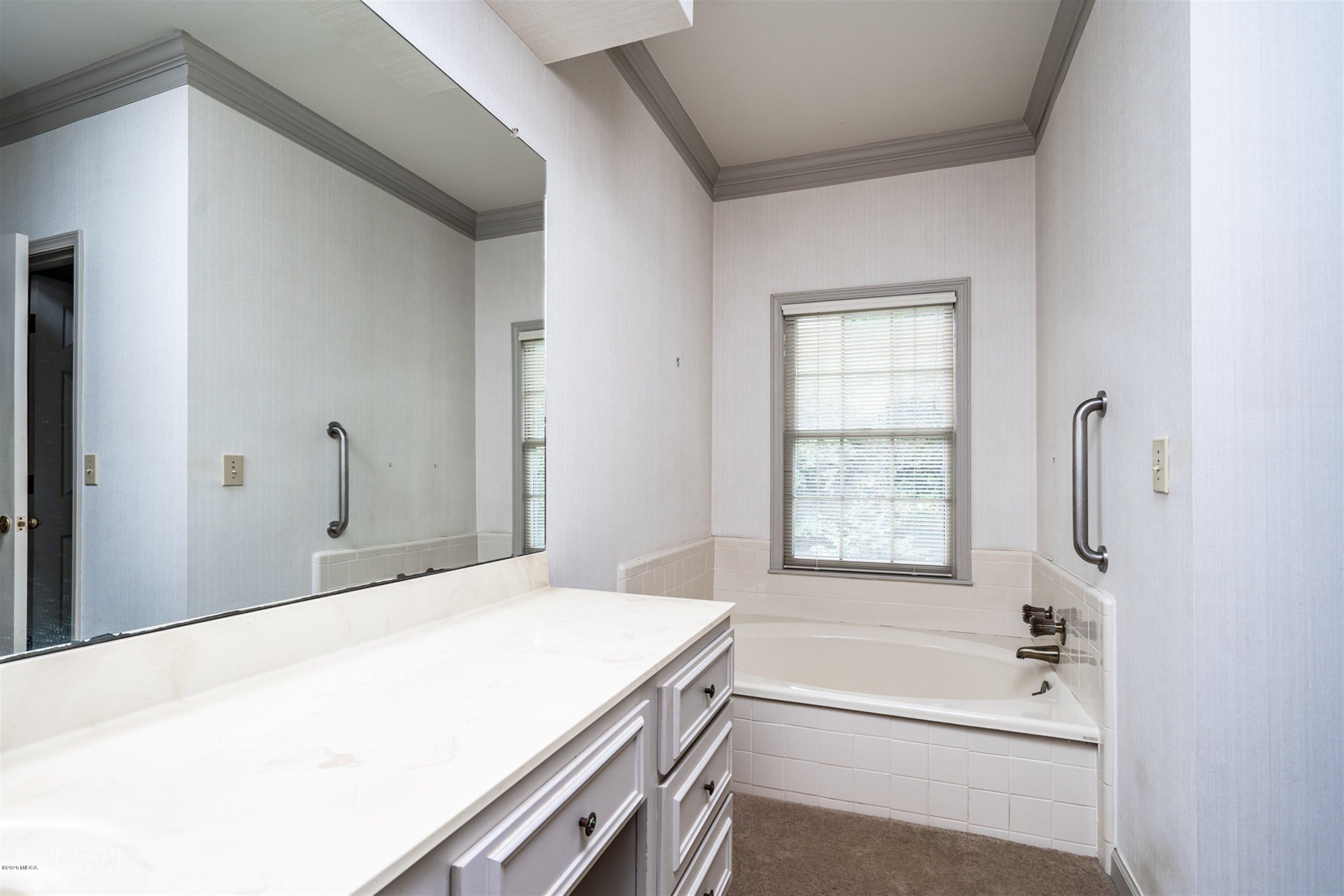 4181 Canyon Road Macon, GA 31210 - Photo 22 of 40 23-DSC04112