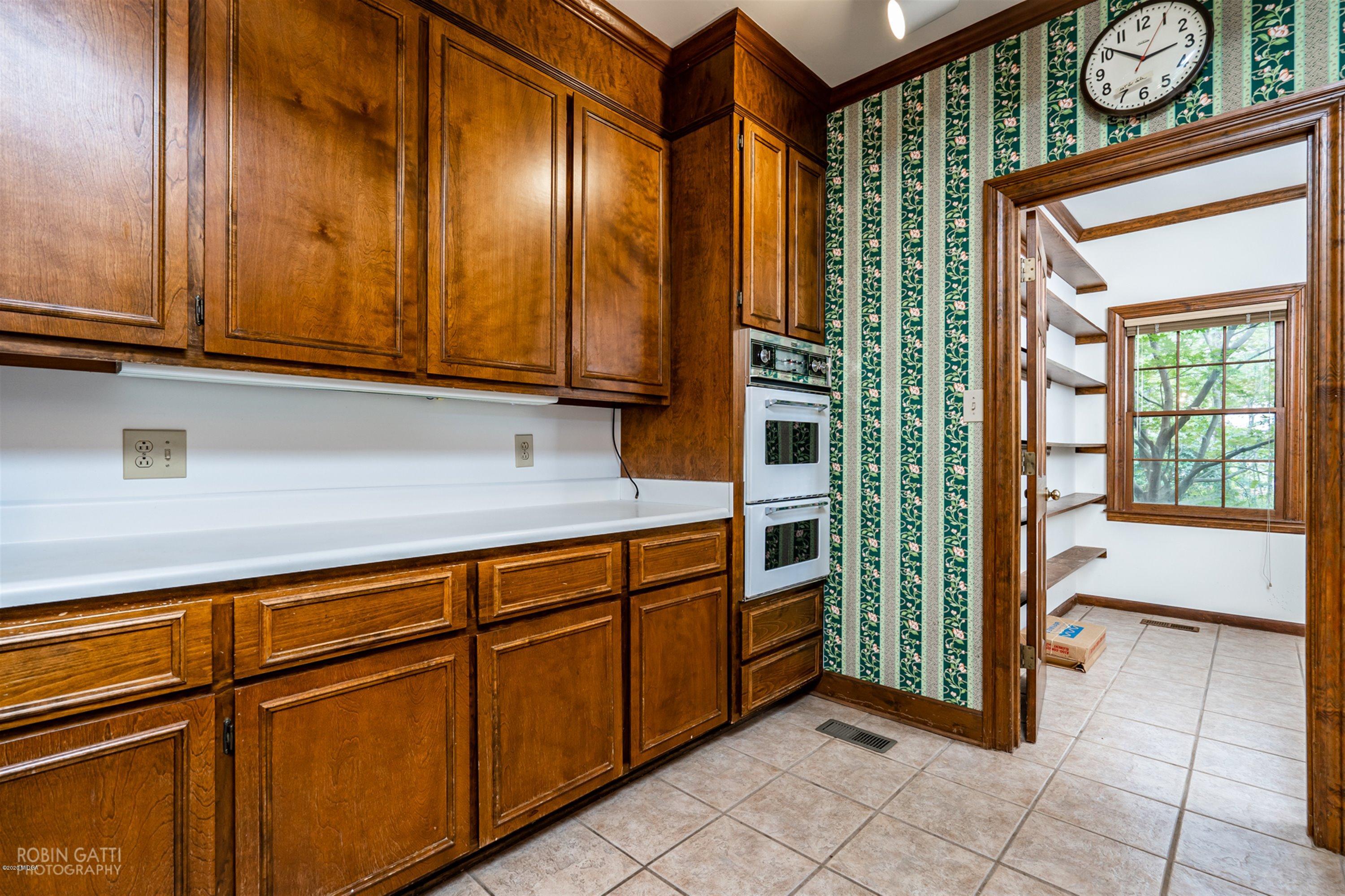 4181 Canyon Road Macon, GA 31210 - Photo 9 of 40 12-DSC04086