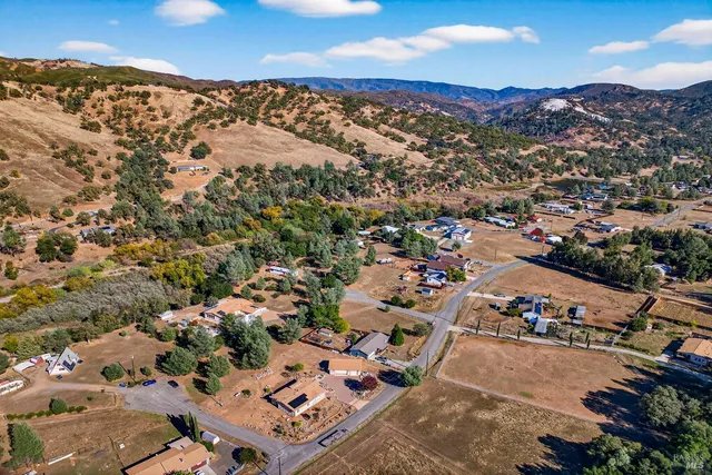 a view of a basketball court