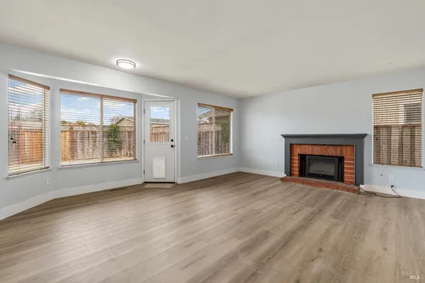 $845,000 | 172 Cornell Street, Windsor, CA 95492