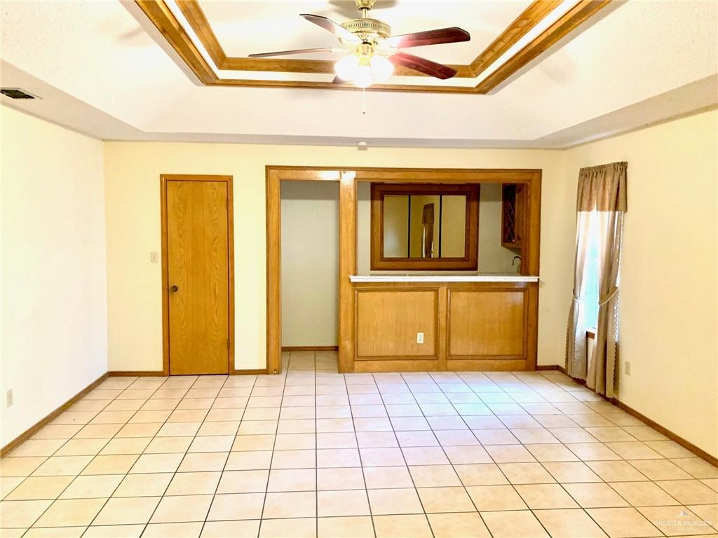 1311 East Pine Avenue Pharr, TX 78577 - Photo 7 of 14 a view of an entryway