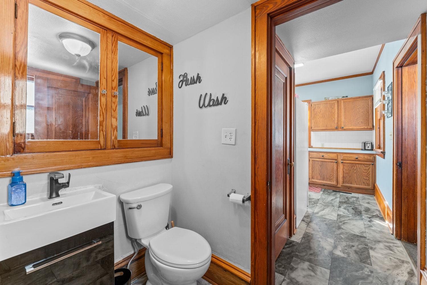 246 South Pine Street Reedsburg, WI 53959 - Photo 16 of 37