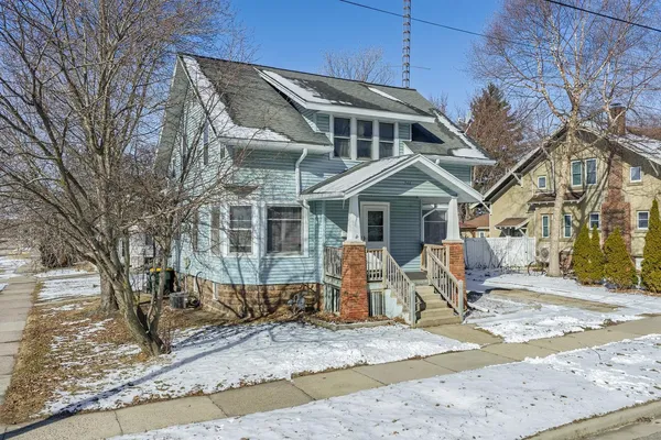 $220,000 | 246 South Pine Street, Reedsburg, WI 53959