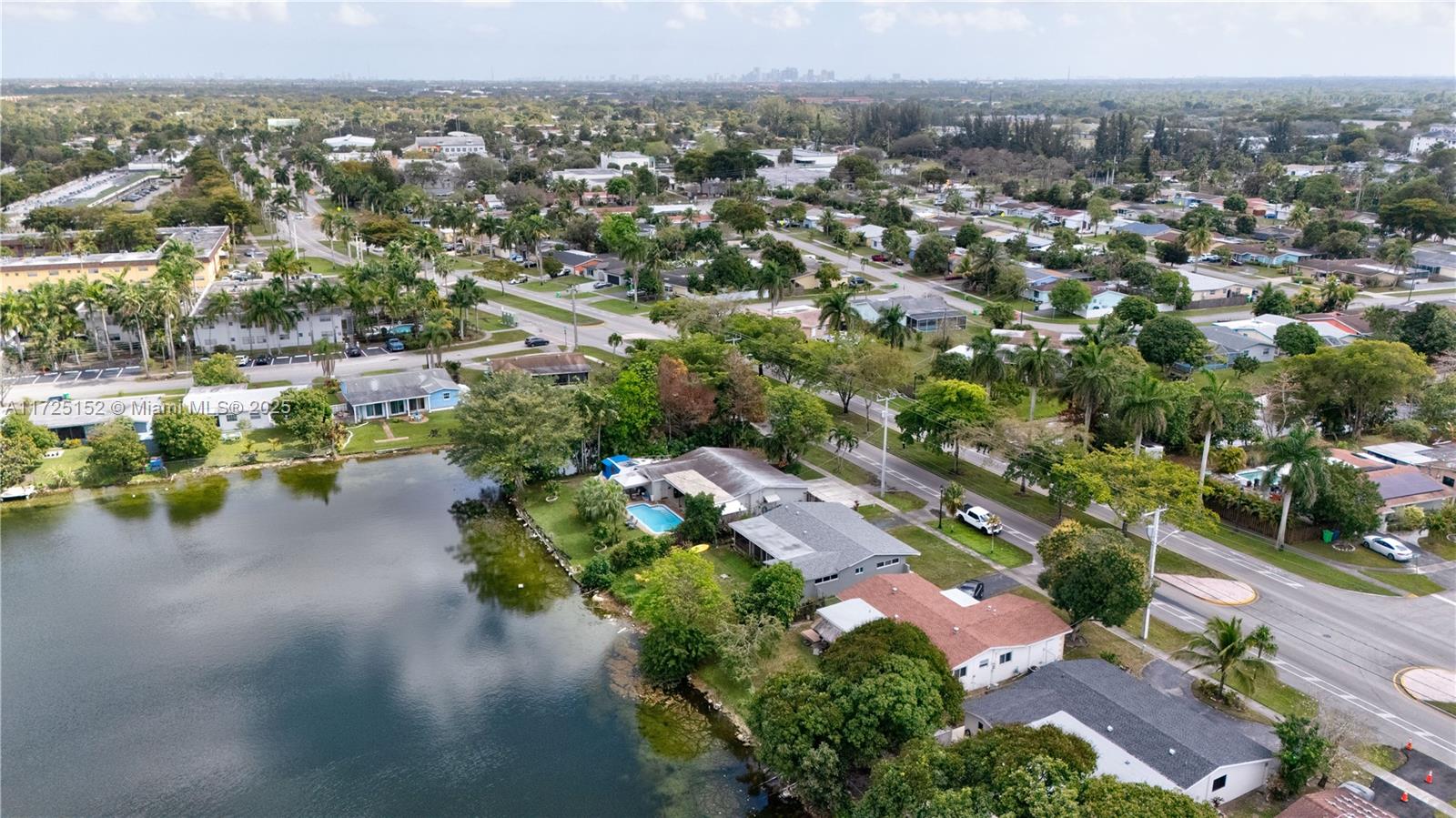 7271 Sunset Strip Sunrise, FL 33313 - Photo 6 of 45