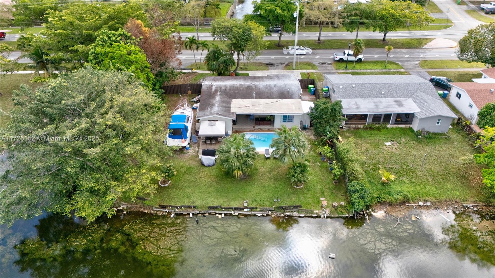 7271 Sunset Strip Sunrise, FL 33313 - Photo 9 of 45