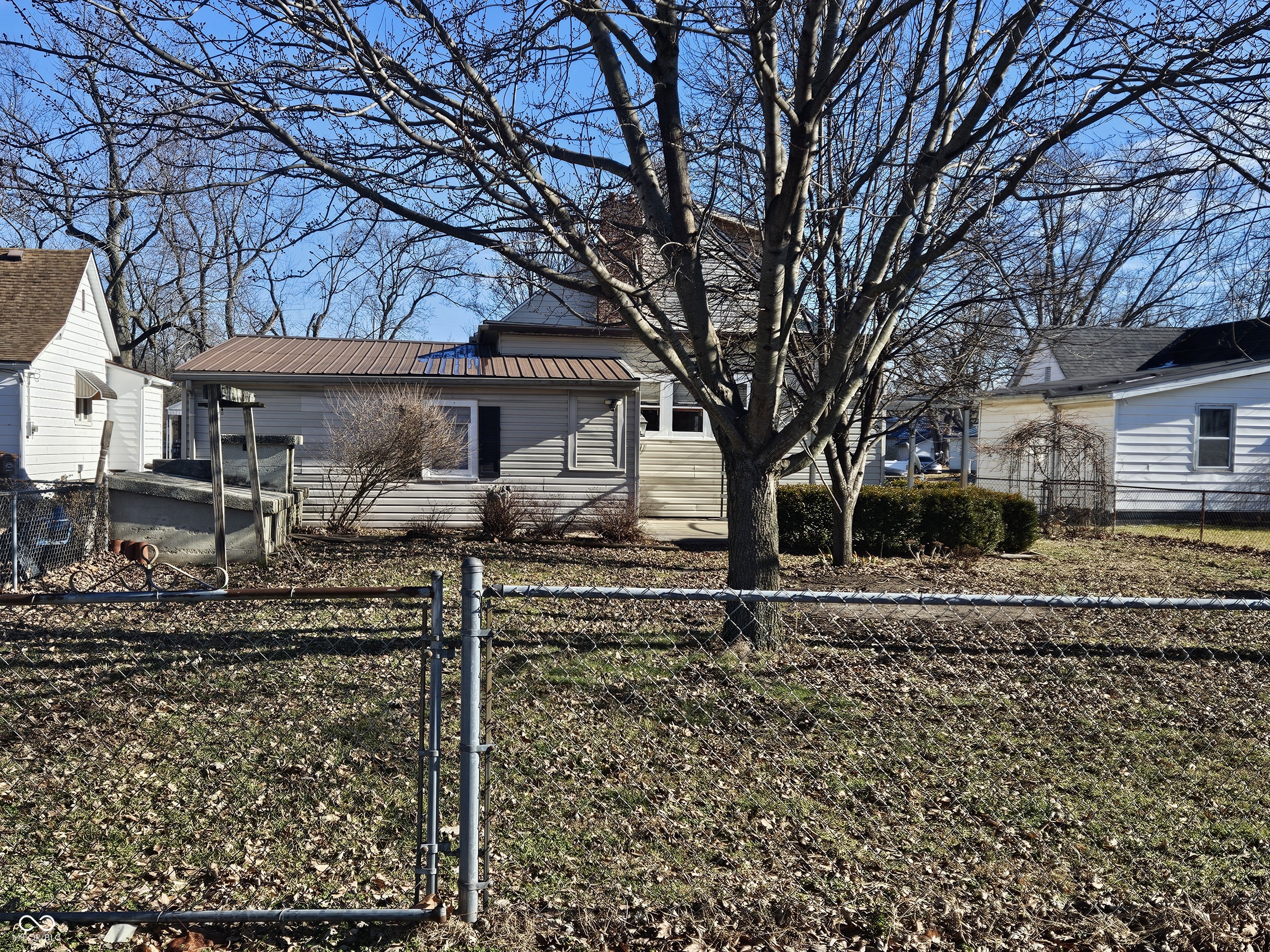 440 North 8th Street Clinton, IN 47842 - Photo 11 of 23