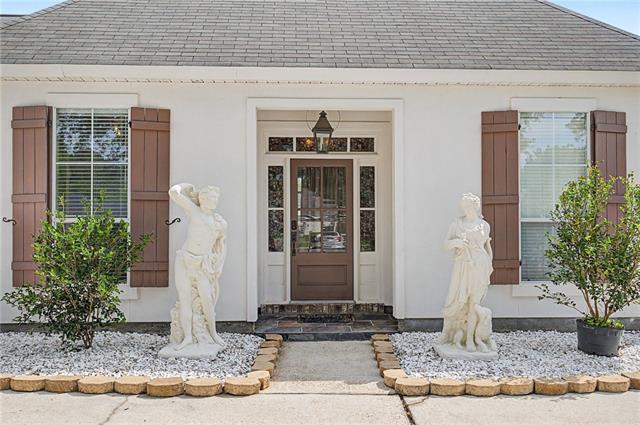 335 Quill Court Slidell, LA 70461 - Photo 2 of 20