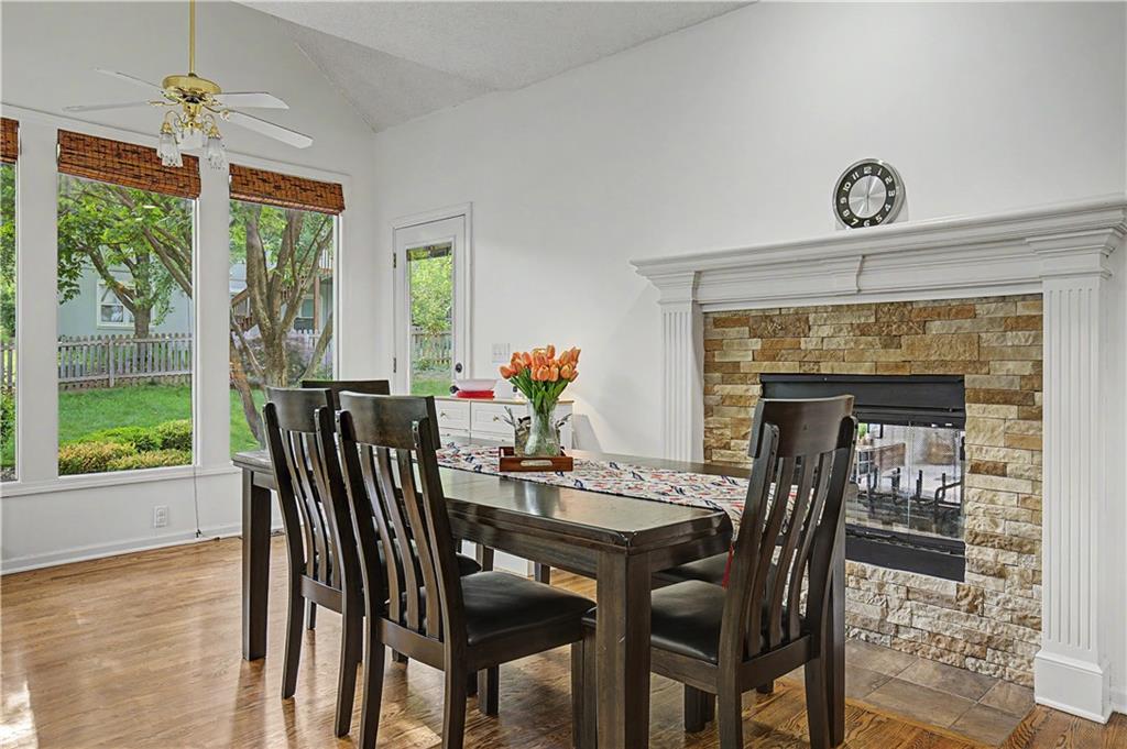 7228 Widmer Road Shawnee, KS 66216 - Photo 11 of 46
