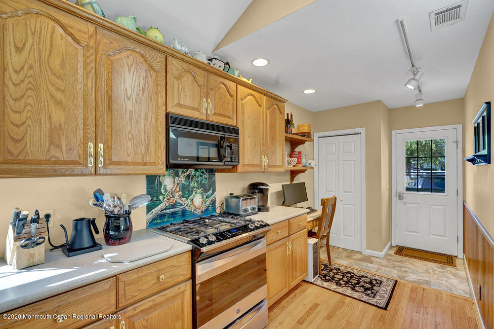 41 Ridge Avenue Manasquan, NJ 08736 - Photo 13 of 41 Kitchen