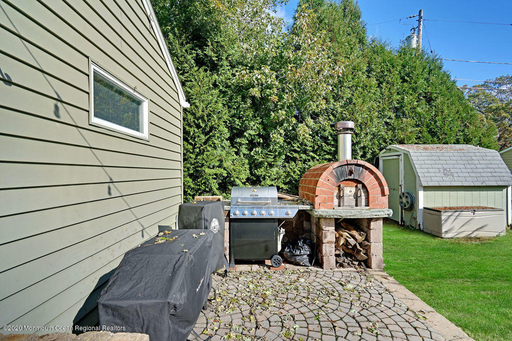 41 Ridge Avenue Manasquan, NJ 08736 - Photo 32 of 41 Yard view