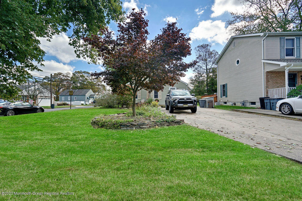 41 Ridge Avenue Manasquan, NJ 08736 - Photo 40 of 41 Driveway view