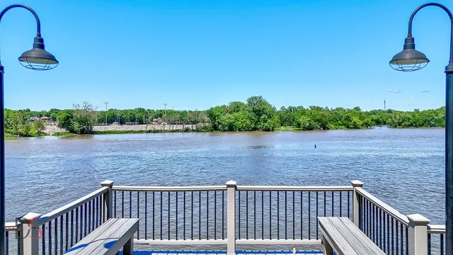 $1,600,000 | 524 East Van Buren Street, Ottawa, IL 61350