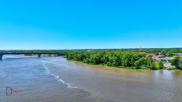 $1,600,000 | 524 East Van Buren Street, Ottawa, IL 61350