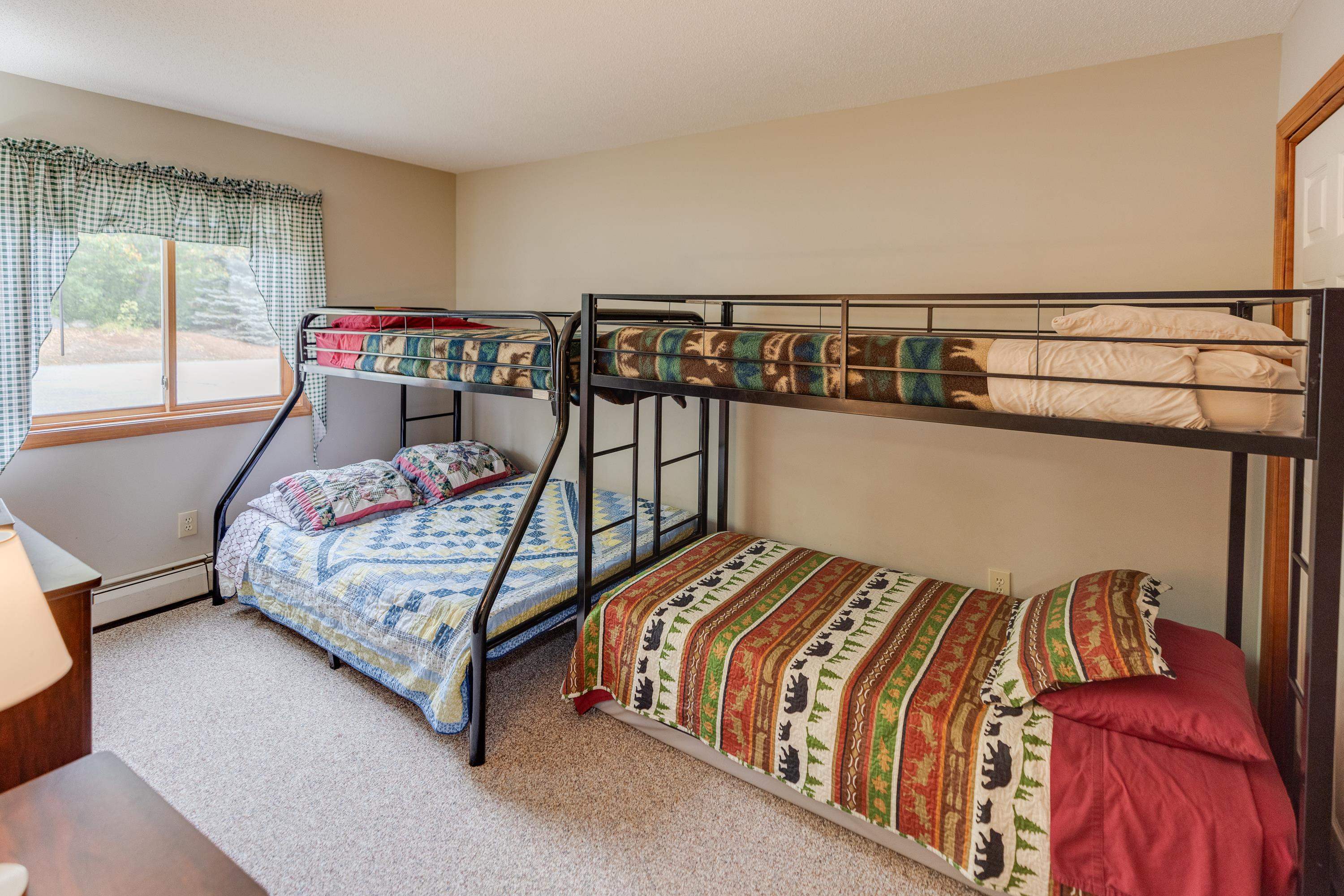 166 Forest Ridge Drive, Unit 1 Lincoln, NH 03251 - Photo 20 of 48