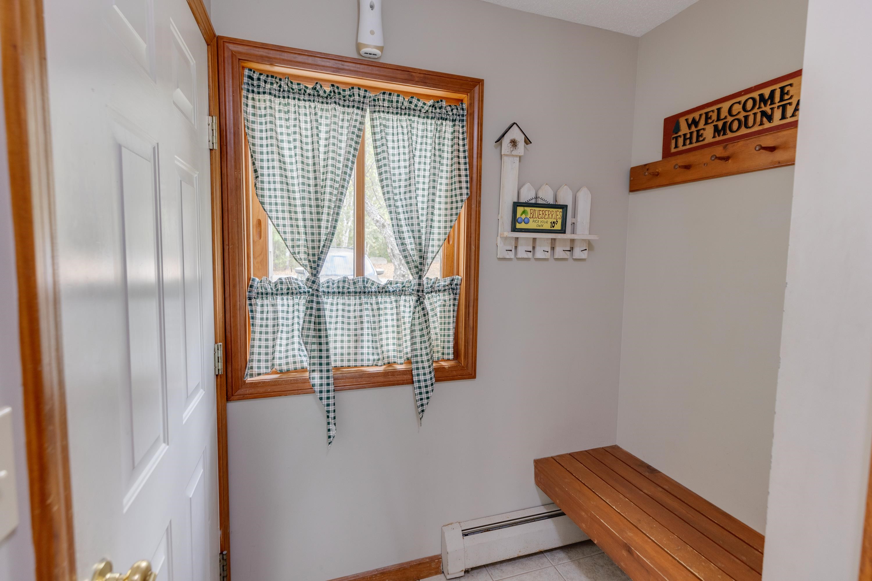 166 Forest Ridge Drive, Unit 1 Lincoln, NH 03251 - Photo 29 of 48