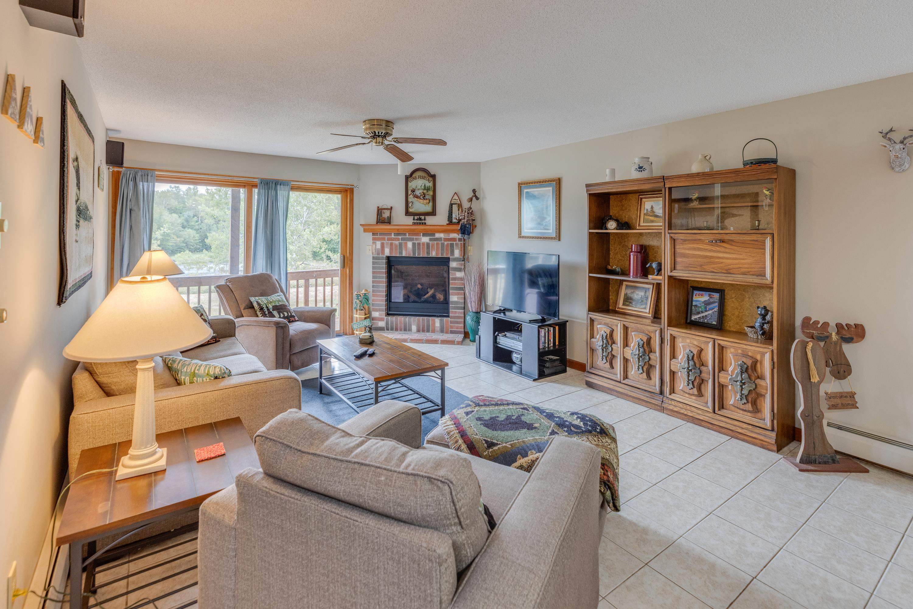 166 Forest Ridge Drive, Unit 1 Lincoln, NH 03251 - Photo 3 of 48