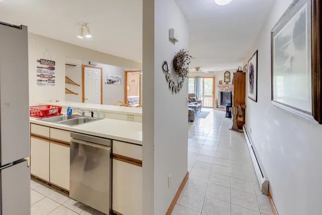 $575,000 | 166 Forest Ridge Drive, Unit 1, Lincoln, NH 03251