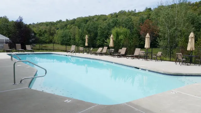 $575,000 | 166 Forest Ridge Drive, Unit 1, Lincoln, NH 03251