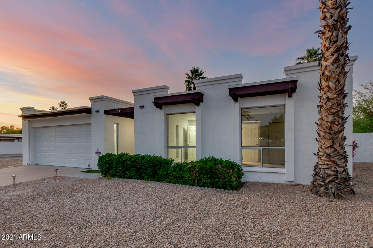 602 East Calavar Road Phoenix, AZ 85022 - Photo 3 of 48 Welcome Home