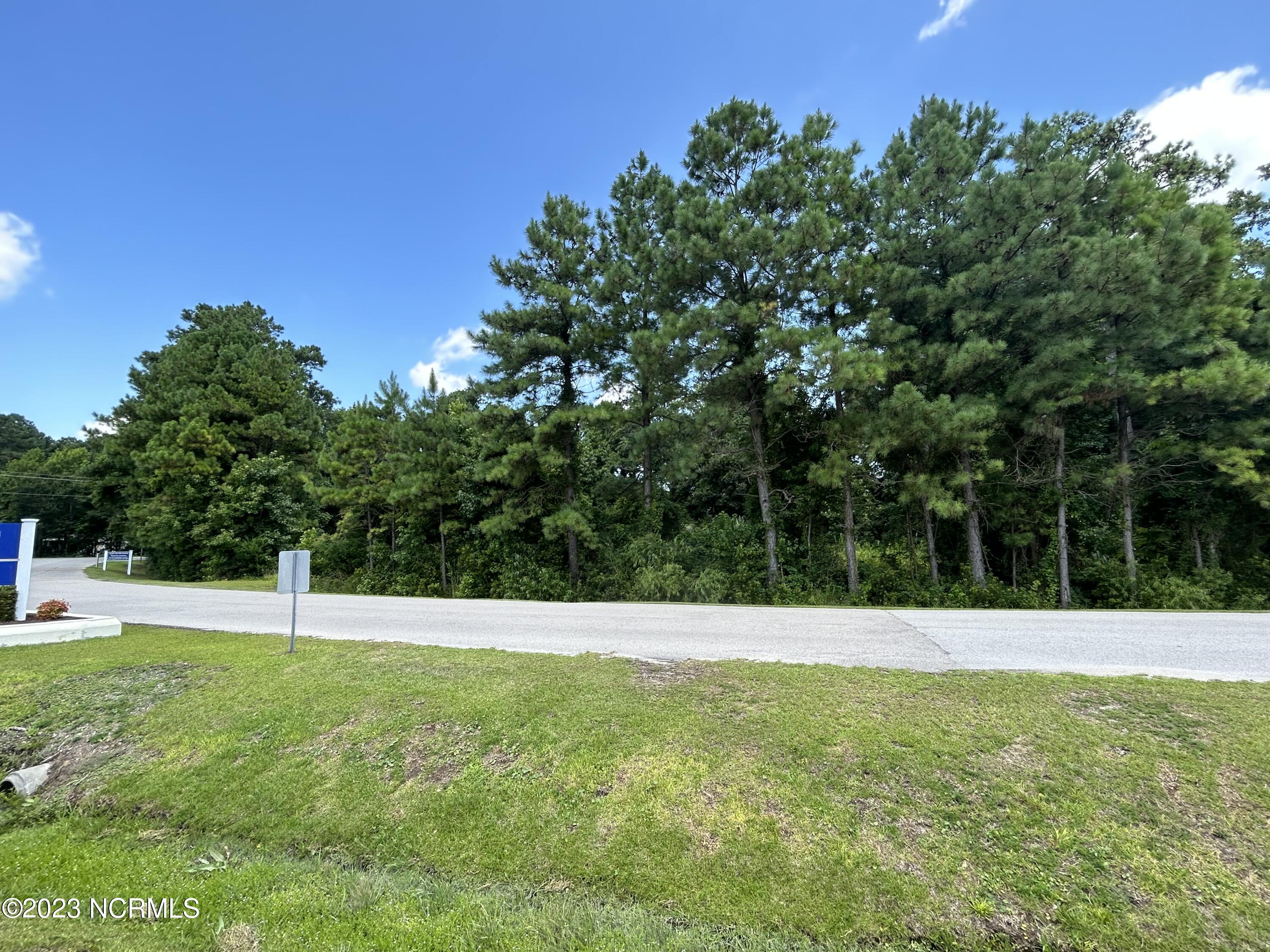 275 Steel Tank Road Beaufort, NC 28516 - Photo 3 of 26 IMG_1587