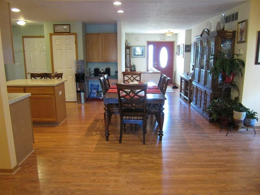 2891 Riley Ridge Road Holland, MI 49424 - Photo 12 of 34 Dining 1