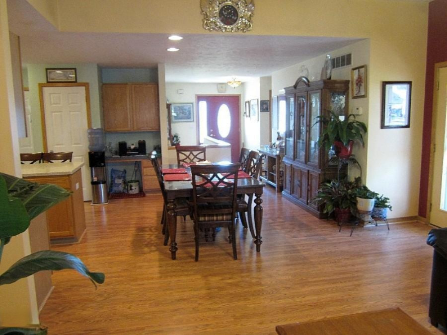 2891 Riley Ridge Road Holland, MI 49424 - Photo 13 of 34 Dining 2