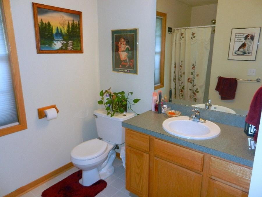 2891 Riley Ridge Road Holland, MI 49424 - Photo 18 of 34 Bath 2
