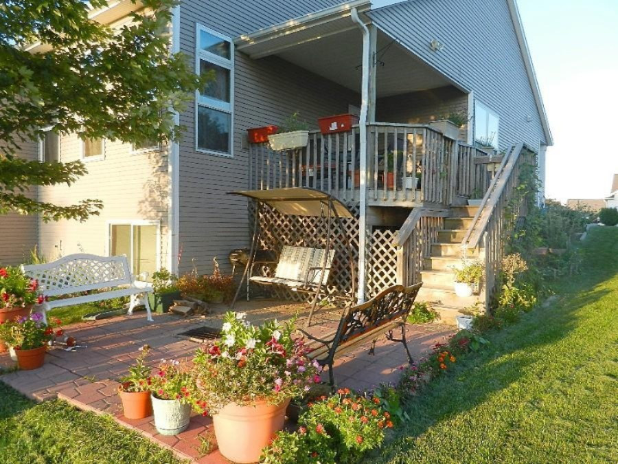 2891 Riley Ridge Road Holland, MI 49424 - Photo 30 of 34 Deck & Patio