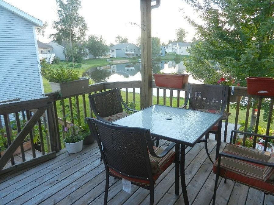 2891 Riley Ridge Road Holland, MI 49424 - Photo 31 of 34 Deck