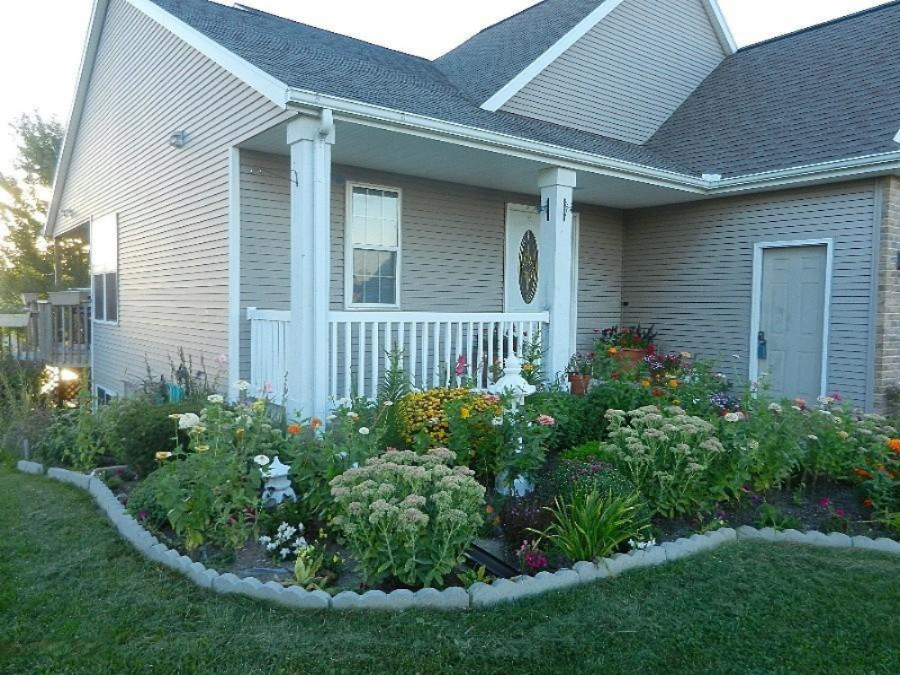 2891 Riley Ridge Road Holland, MI 49424 - Photo 33 of 34 Front Porch 2