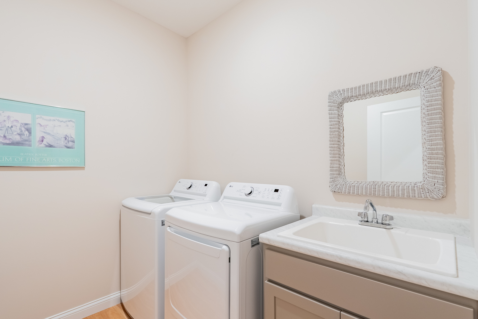 1906 Dunraven Road Bloomington, IL 61704 - Photo 11 of 28 a utility room with dryer and washer