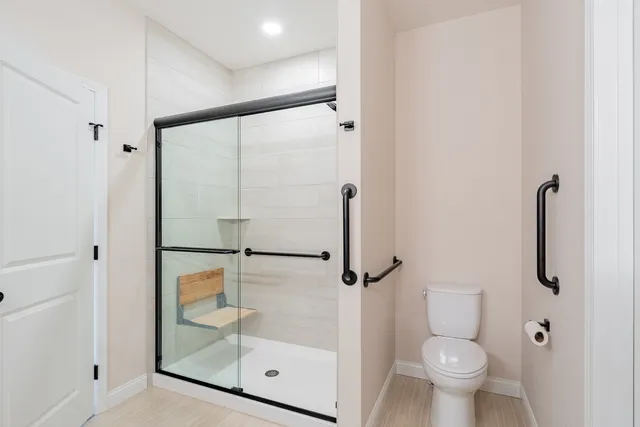 $415,000 | 1906 Dunraven Road, Bloomington, IL 61704